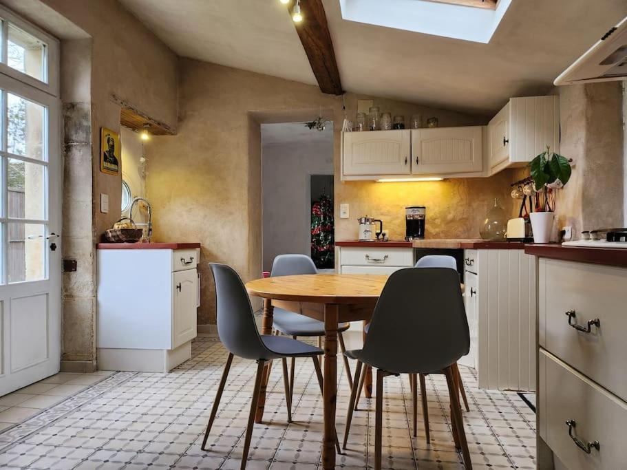 Les Maisons De Jean Et Eva 5 Nalliers (Vendee)